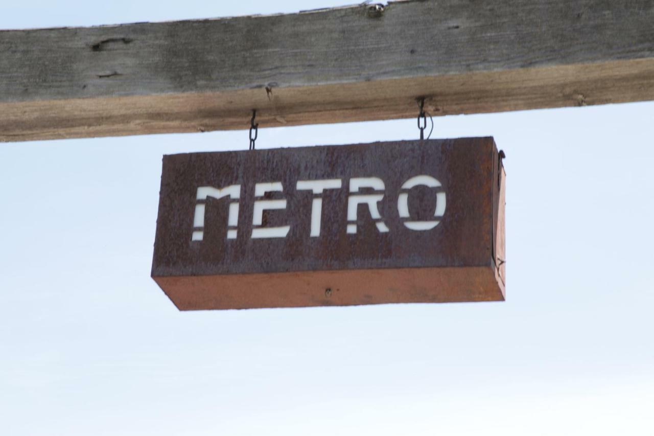 Metro Hotel Petaluma Kültér fotó